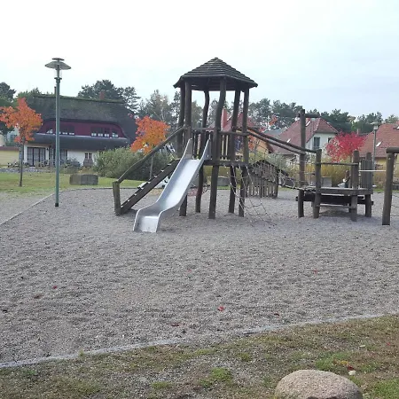 Weisses Traumhaus Glowe